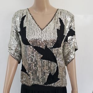 Vitantage black and silver sequin and glass bead top.